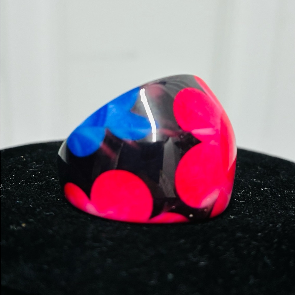 Sz 8 Multicolored Flower Ring